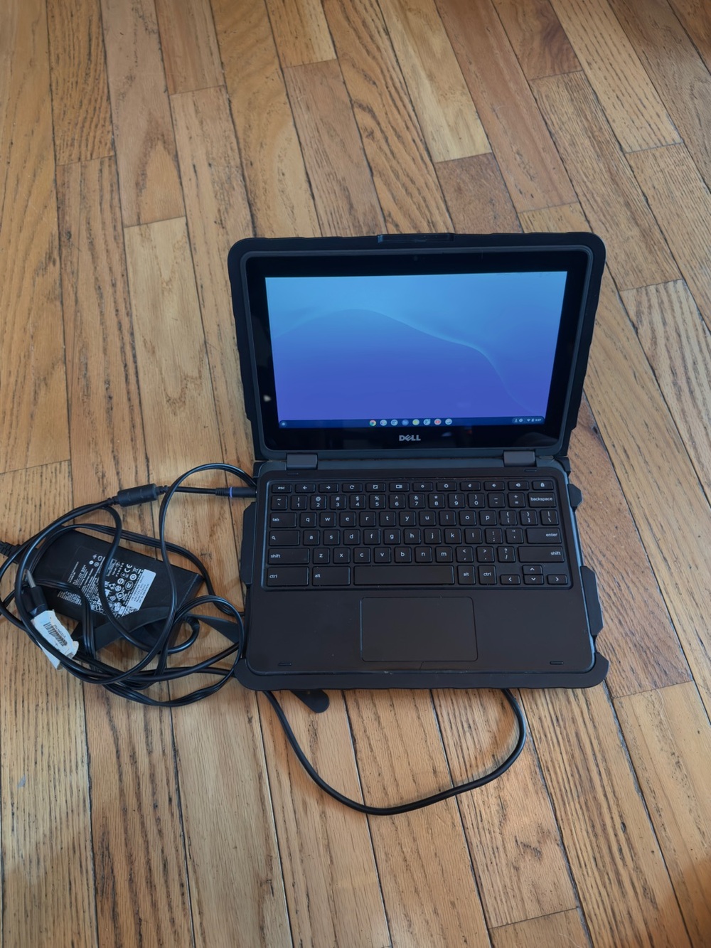 Dell  Inspiron Chromebook 11 3181 11.6 in. 4GB 16GB Notebook With Gumdrop Case